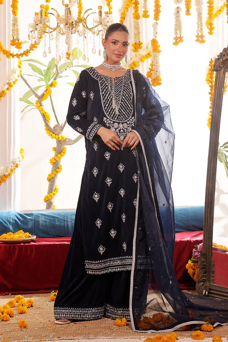 Handwork Embroidered Velvet Luxury Suit | SHENDI | P202392