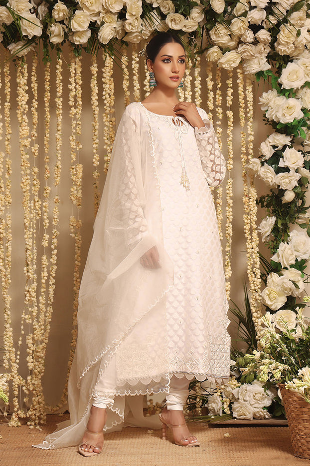 Embroidered Jacquard 3pc Suit | NIKHAAR | S202286