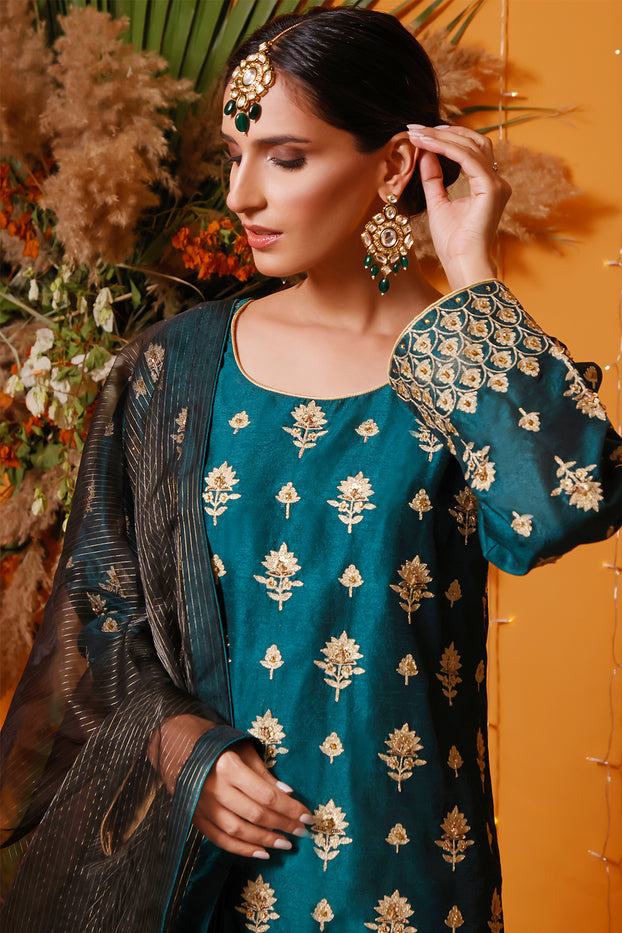 Zari Embroidered Raw Silk Gharara Suit | MEHRU | G202157