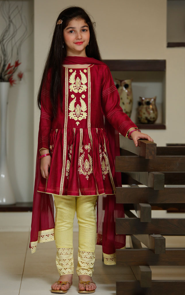 Embroidered Ethnic 3pc Suit | GFC16 | S657